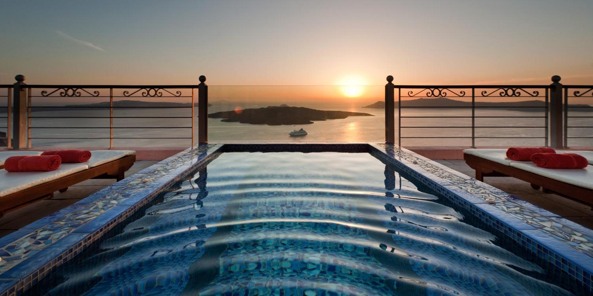 Nefeles Luxury Suites Фіра Екстер'єр фото