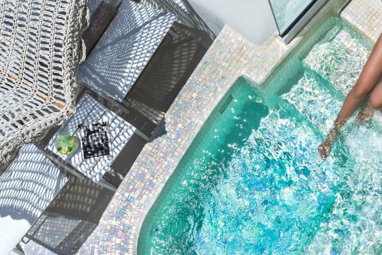 Nefeles Luxury Suites Фіра Екстер'єр фото